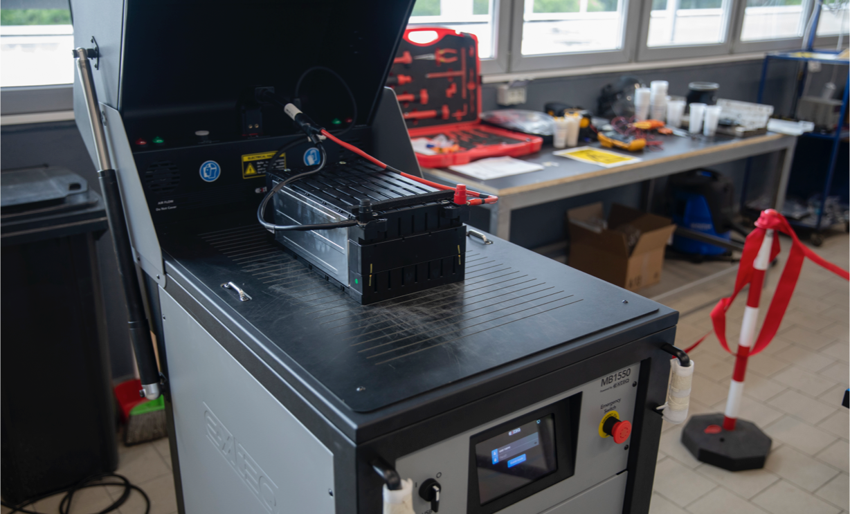 atelier baterii electrice dacia bucuresti